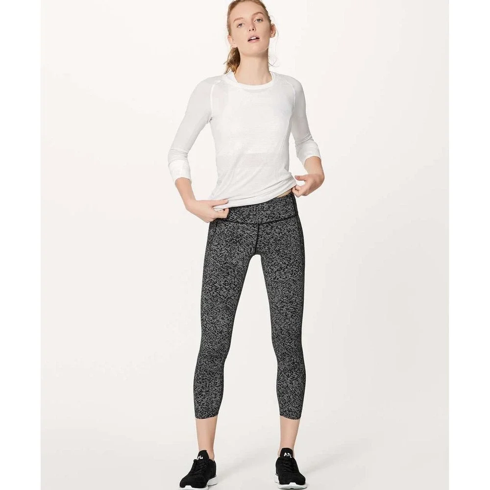 Lululemon W5AOGS Quick Pace 7/8 Tight (25